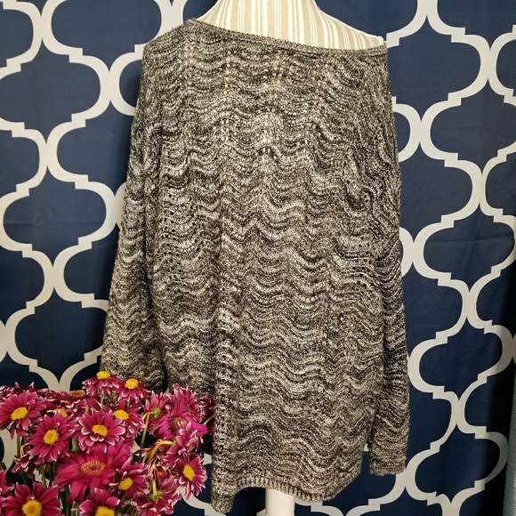 new directions Sweaters - 🌻🌺🌻LIKE NEW KNIT SWEATER BLOUSE!!